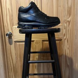 Nike Boot Size 13 
