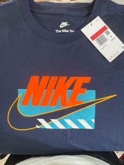 BRAND NEW NIKE SHIRT