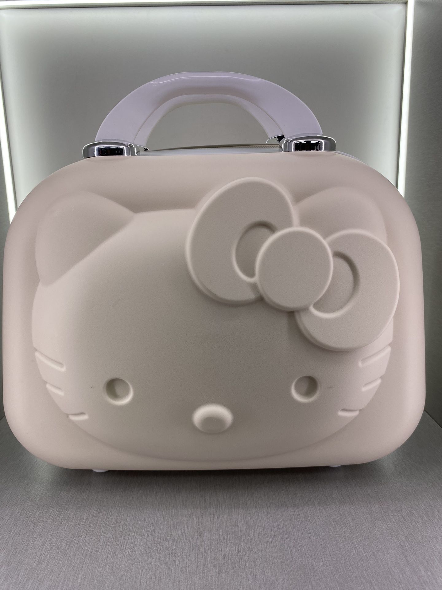 HK Makeup Case