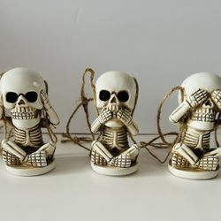Halloween Skeleton mini Figurines Set of 3 See Speak Hear No Evil Gothic Resin
