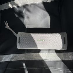 Sony ULT speaker (white)