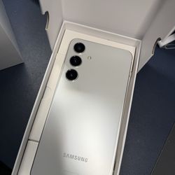 Samsung Galaxy s24 128GB unlocked any carrier