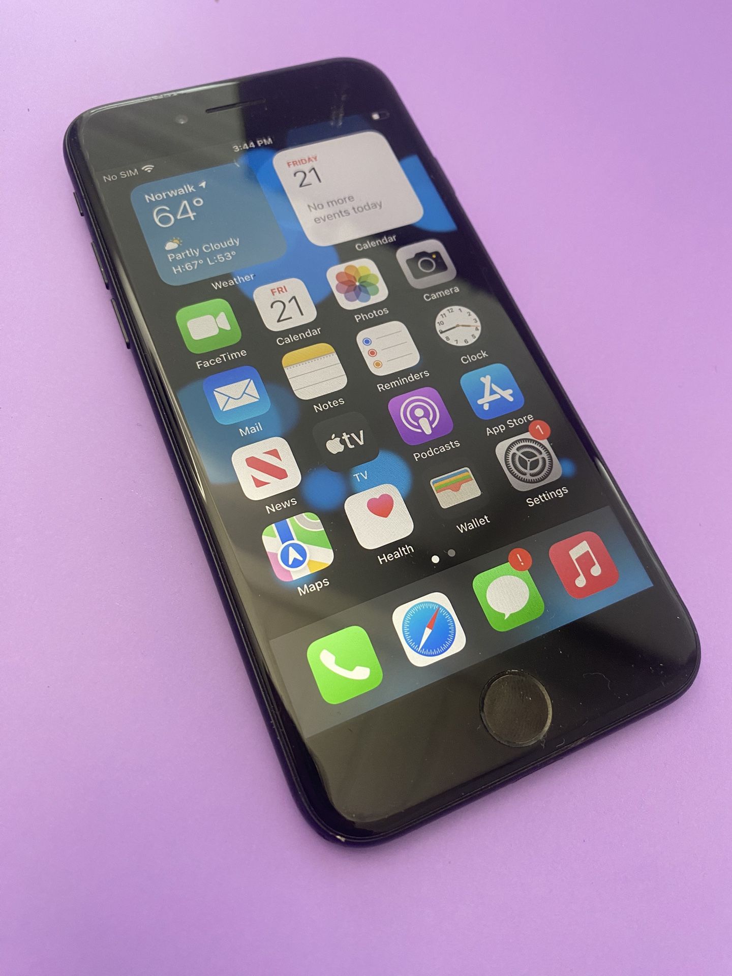 Apple IPhone 7 32 GB unlocked for T-Mobile/Metro PCS/Simple Mobil/Ultra/Laycamobile/Smart GO