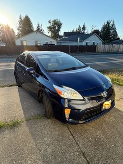 toyota prius 2012