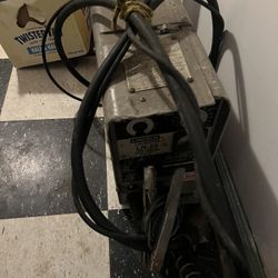  Ln 25 Lincoln Wire Feeder Work Like They Should Black One Has Neeer Wip