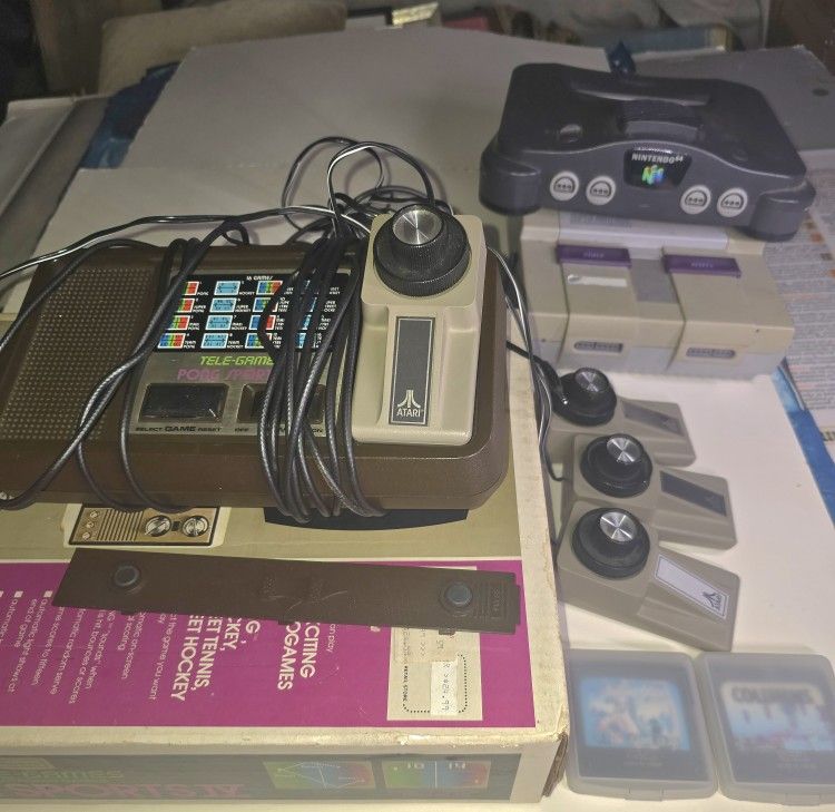 Vintage Set Of 3 Consoles: Pong Sports IV, Nintendo 64/NUS-001, Super Nintendo SNS-001, 4 Controllers & 2 Games