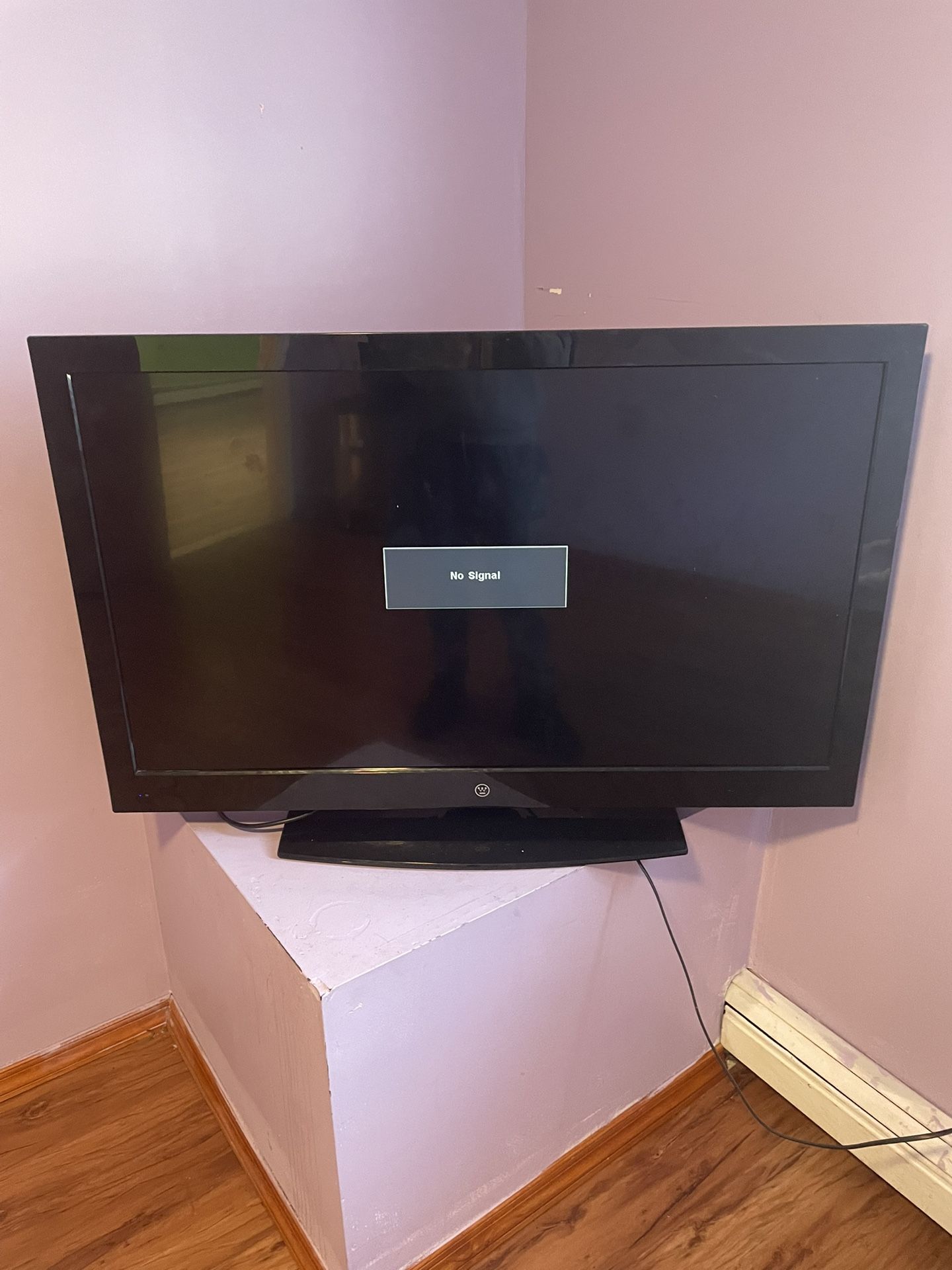 46” TV