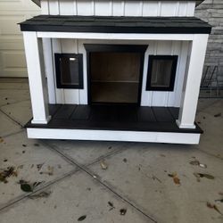 Dog house 