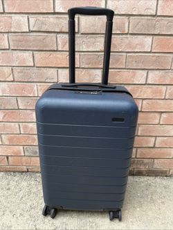 AWAY 21"  Carry On Small Hard Shell Spinner