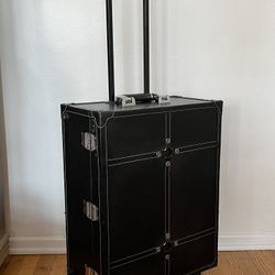 Rolling Make-up Train Case