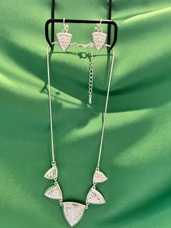 Necklace & Earrings Set