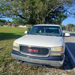 2001 GMC Yukon  Sl  Very Good Track Low Miles
