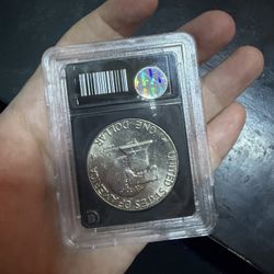 Dollar Coin 1976 Authenticated 