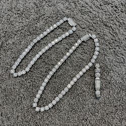 GLD 2 Diamond Chains 1 Diamond Bracelet