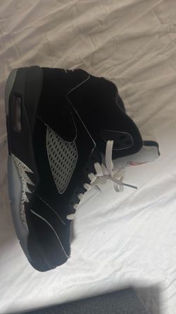 Black metallic 5s