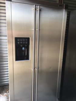 Ge monogram stainless steel refrigerator