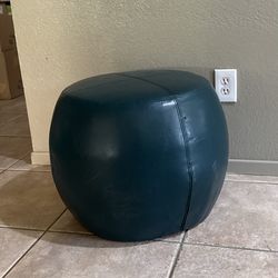 Round Leather Ottoman / Pouf (Dark Green)