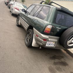 Toyota Rv4 