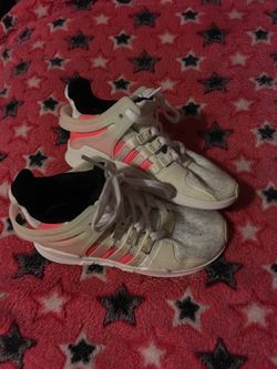 Girl shoes (Size 9)