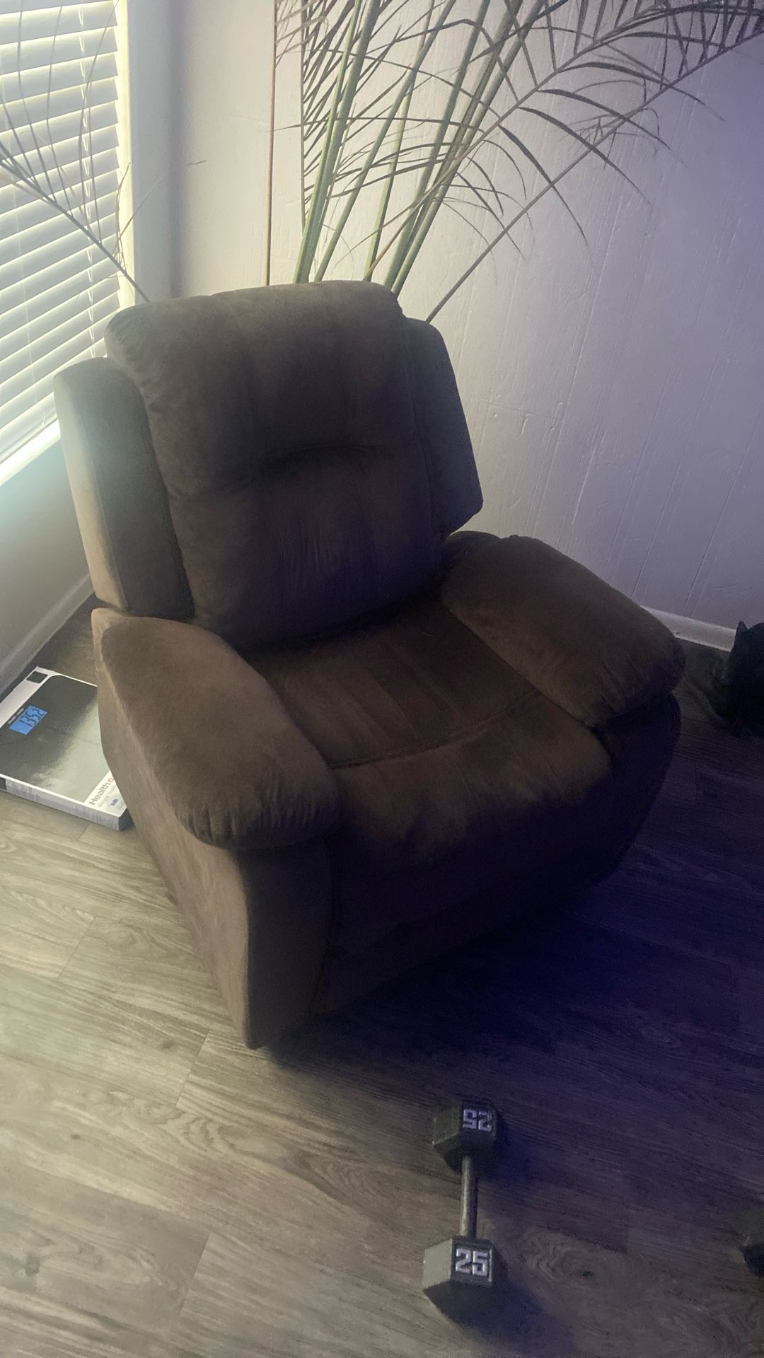Electric recliner