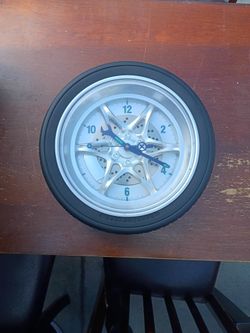 14" Tire Rim Clock