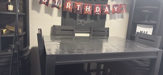 Black matte kitchen table with middle leaf