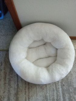 Pet bed