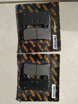 03-06 Honda Cbr600/1000 Brake Pads 