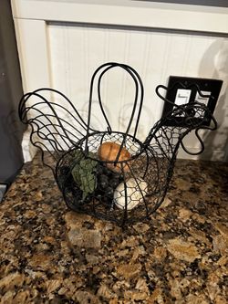 Wire Mesh Chicken Basket