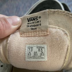 Breast Cancer Edition VANS