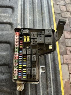 04-05 Ram Fuse Box