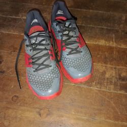 Adidas Bounce Size 9