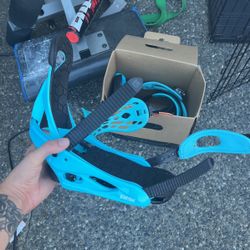 Brand New Burton Kids Bindings For Snowboarding 