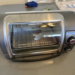 Hamilton Beach Toaster Oven