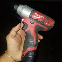 Milwaukee $90 Comes With Battery 