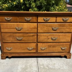 Antique Solid Wood Dresser Chest of Drawers Furniture Great Condition 