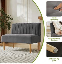 Brelice Cushion Loveseat (Grey/Natural Wood)