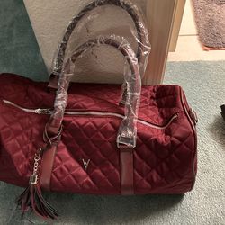 Vanessa Williams Vanessa Williams Quilted Duffel Bag Burgundy Exc