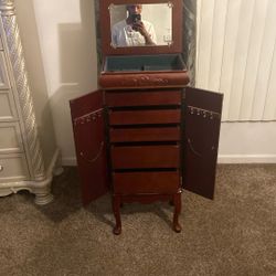 Jewelry Chest