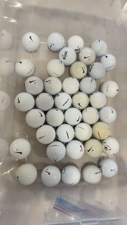 40 NIKE GOLF BALLS