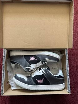 Size 10.5 skate shoes