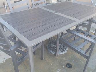 Dinning Set Outdoors Gray
