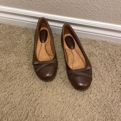 Women’s Flats Size 7M (NEW)