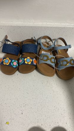 Girls Sandals ONLY $$7🙀