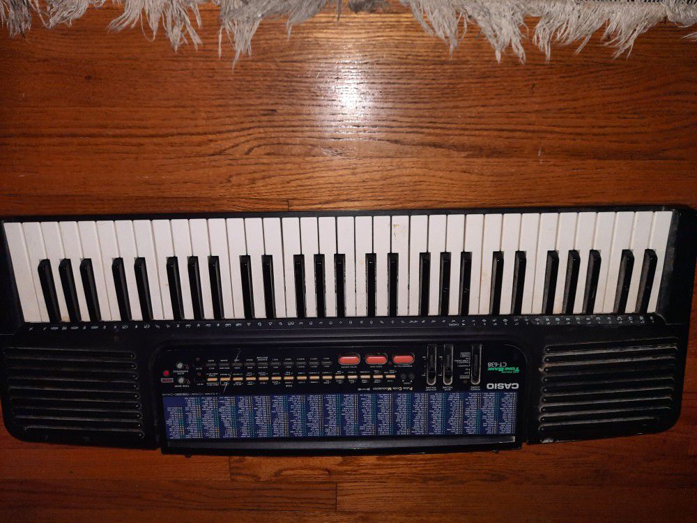 Casio CT 638 Electronic Keyboard