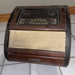 Vintage PHILCO Tube Radio Phonograph 10639 