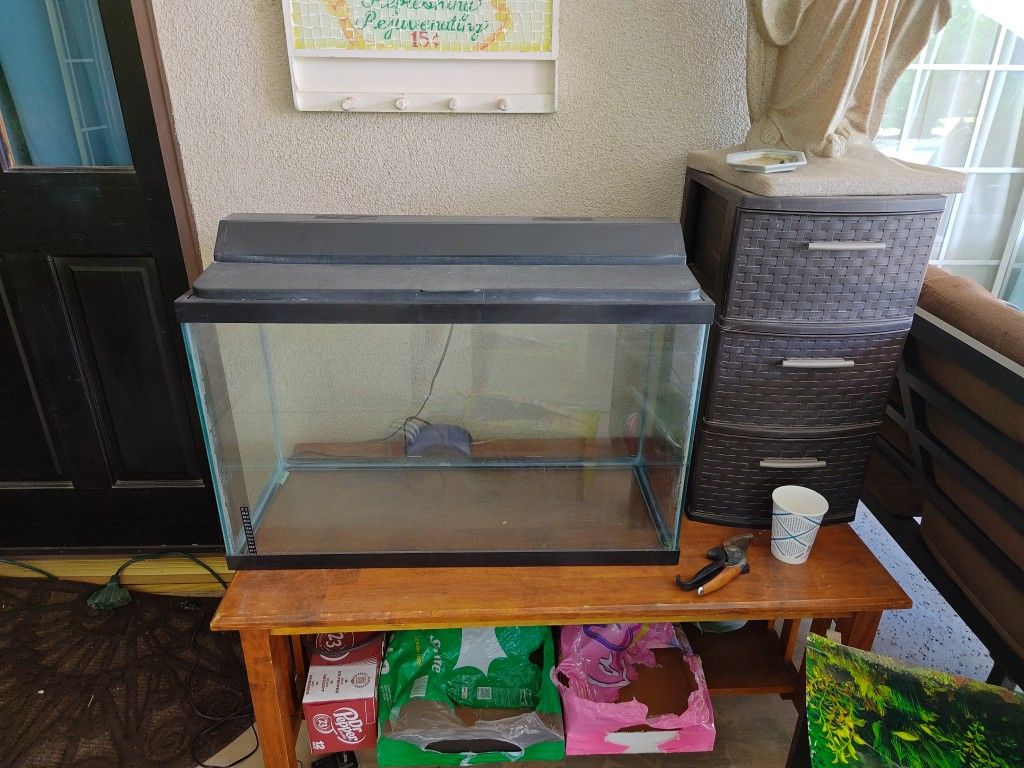 29 Gallon Fish Tank Set
