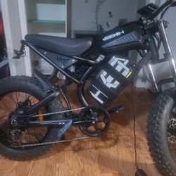 Hikeep Dirt bike electric.