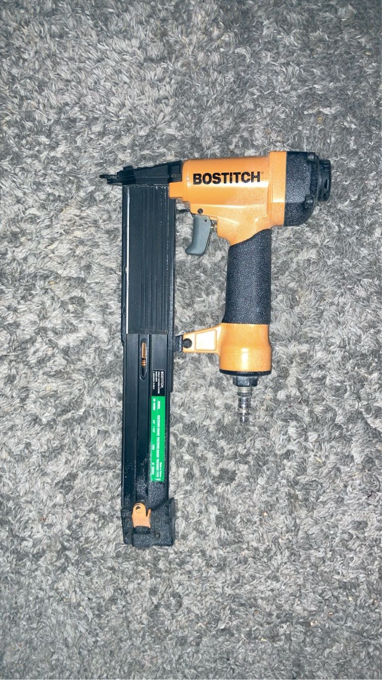 Bostitch 18 Gauge 1 5/8 Nailer