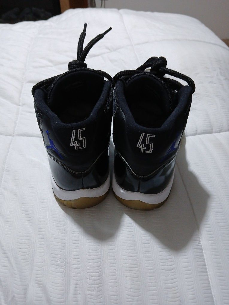2016 Retro 11 "Space Jam" Jordans
